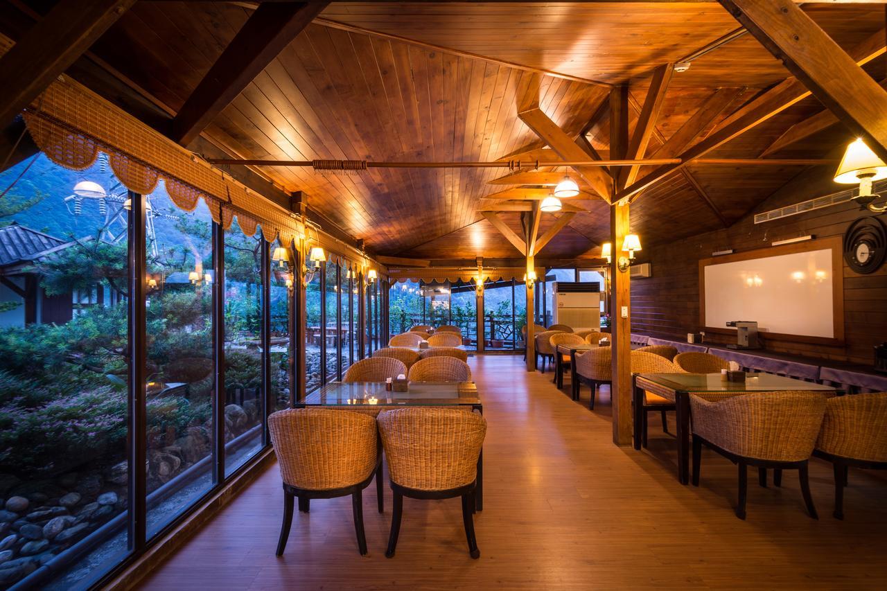 Wulai Sunglyu Hot Spring Resort Kültér fotó